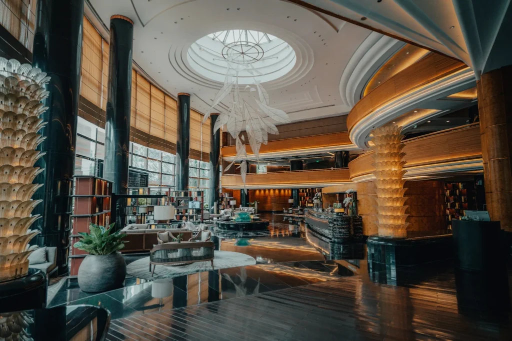 Hotel & Hospitality